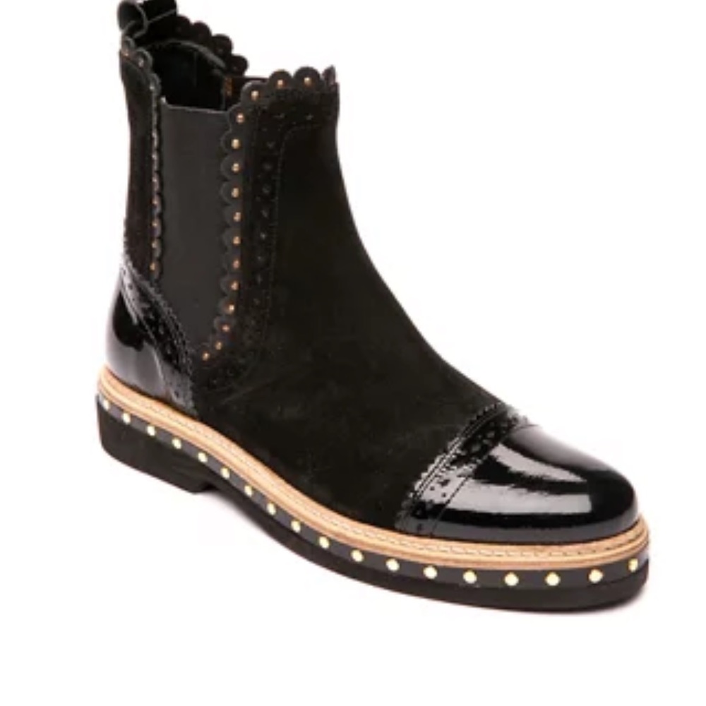 Free People black atlas Chelsea boot size 38